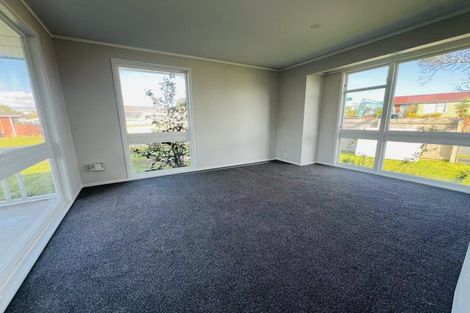 Photo of property in 54 Chelburn Crescent, Mangere East, Auckland, 2024