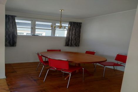 Photo of property in 145 Rongotai Road, Kilbirnie, Wellington, 6022