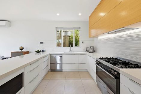 Photo of property in 18b Leafield Crescent, Henderson, Auckland, 0612