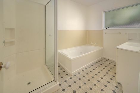 Photo of property in 52 Coster Street, Enner Glynn, Nelson, 7011