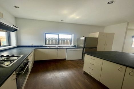 Photo of property in 17 Rewi Street, Torbay, Auckland, 0630