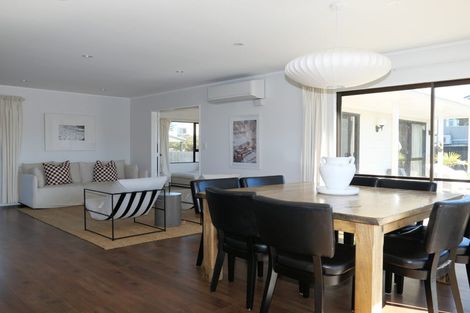 Photo of property in 27 Titoki Road, Waikanae Beach, Waikanae, 5036