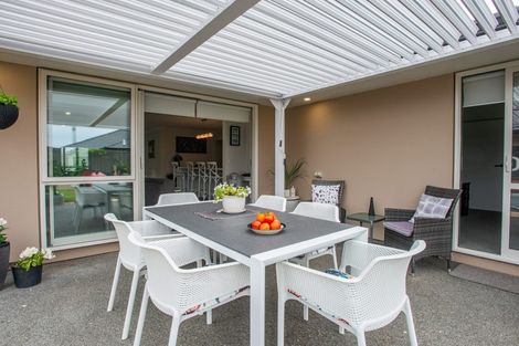 Photo of property in 9 Manganui Place, Te Awa, Napier, 4110