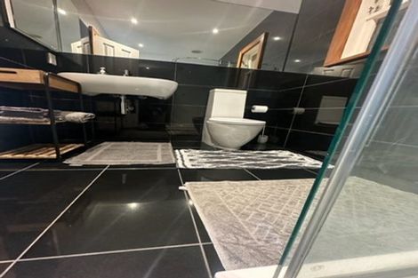 Photo of property in 379 Karaka Bay Road, Karaka Bays, Wellington, 6022