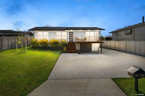 Photo of property in 11 Quibray Place, Botany Downs, Auckland, 2010