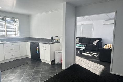 Photo of property in 16 Clyde Carr Crescent, Waimataitai, Timaru, 7910