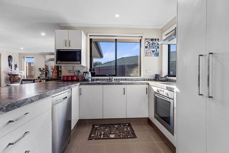 Photo of property in 100 Twin Oak Avenue, Papamoa Beach, Papamoa, 3118