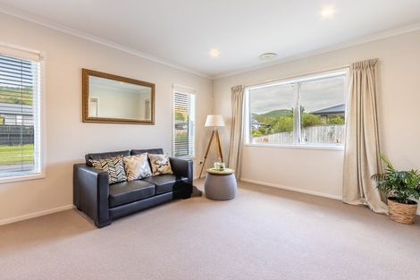 Photo of property in 58 Waterstone Avenue, Paraparaumu, 5032