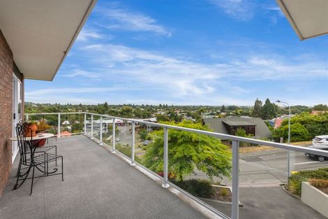 Photo of property in 8a Woodlau Rise, Huntsbury, Christchurch, 8022