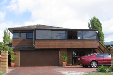 Photo of property in 850 East Coast Road, Oteha, Auckland, 0630