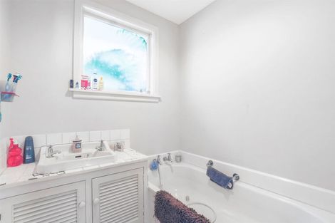 Photo of property in 25 Main North Road, Woodend, 7610