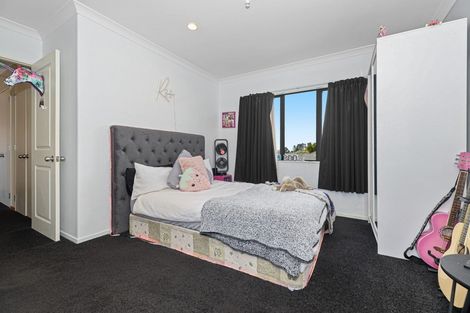 Photo of property in 13 Dixon Road, Fitzroy, Hamilton, 3206