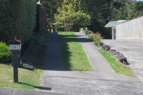 Photo of property in 36 Easton Park Parade, Glenfield, Auckland, 0629