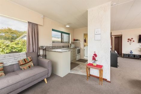 Photo of property in 2/1 Alyson Place, Stoke, Nelson, 7011