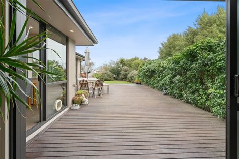 Photo of property in 76 Rowan Avenue, Aranui, Christchurch, 8061