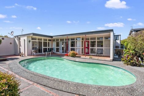 Photo of property in 24 Guinness Crescent, Ilam, Christchurch, 8041