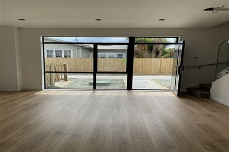 Photo of property in 3/48 Victor Street, Avondale, Auckland, 1026