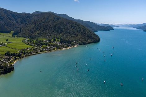 Photo of property in 9e Lady Cobham Grove, Anakiwa, Linkwater, 7281