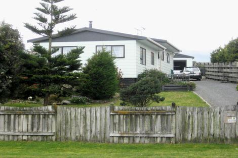Photo of property in 11 Aranui Avenue, Waitarere Beach, Levin, 5510