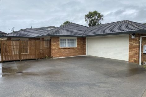 Photo of property in 48a Torkar Road, Clarks Beach, 2122