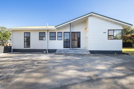 Photo of property in 18 Suzanne Grove, Kelvin Grove, Palmerston North, 4414