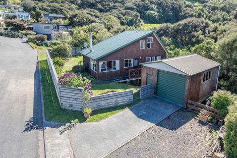 Photo of property in 25 Seaview Lane, Wainui, French Farm, 7582