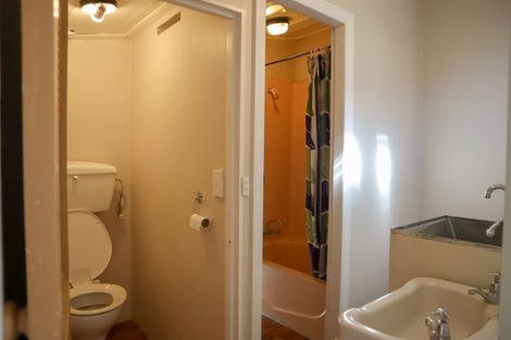 Photo of property in 67 Memorial Avenue, Ilam, Christchurch, 8053