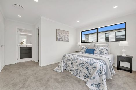 Photo of property in 1 Hing Street, Flat Bush, Auckland, 2019