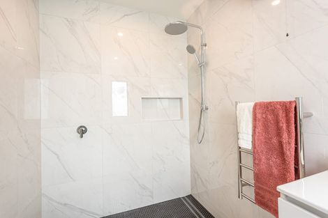 Photo of property in 147 Geraldine Street, Edgeware, Christchurch, 8013