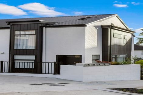 Photo of property in 7a Reg Pearce Way, Glen Innes, Auckland, 1072