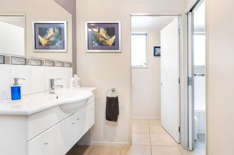 Photo of property in 12 Marguerite Place, Aidanfield, Christchurch, 8025