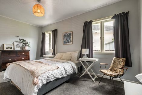 Photo of property in 2/66 Miller Road, Mangere Bridge, Auckland, 2022