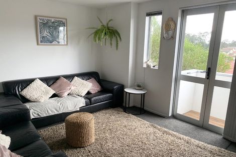 Photo of property in 58 Albionvale Road, Glen Eden, Auckland, 0602