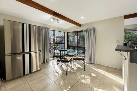 Photo of property in 2/53 Mcfaddens Road, St Albans, Christchurch, 8052