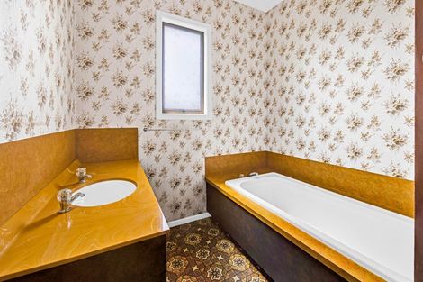 Photo of property in 192 High Street, Eltham, 4322