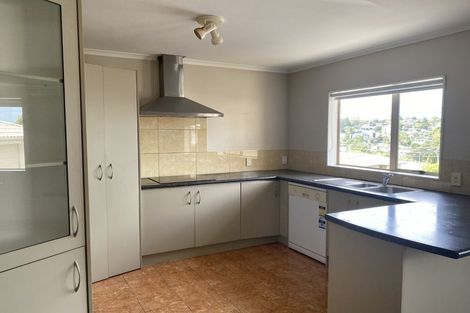 Photo of property in 16 Exotic Place, Massey, Auckland, 0614