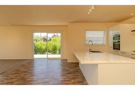 Photo of property in 2 Appletree Lane, Kerikeri, 0230