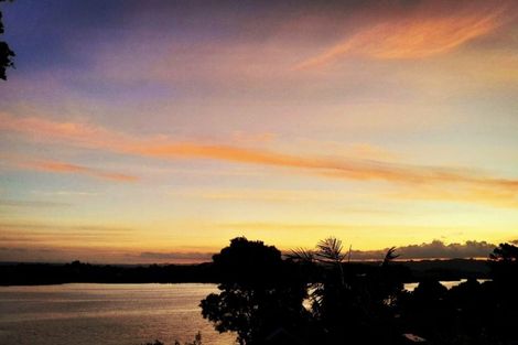 Photo of property in 16 Sunny Bay Road, Matua, Tauranga, 3110