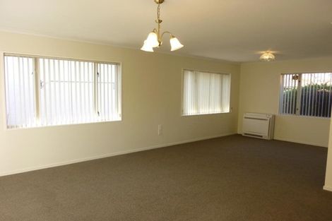 Photo of property in 60a Daniels Road, Redwood, Christchurch, 8051