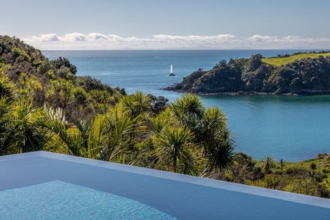 Photo of property in 209 Delamore Drive, Oneroa, Waiheke Island, 1081