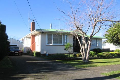 Photo of property in 5 Piper Place, Roslyn, Palmerston North, 4414