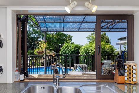 Photo of property in 90 Kemp Road, Kerikeri, 0230