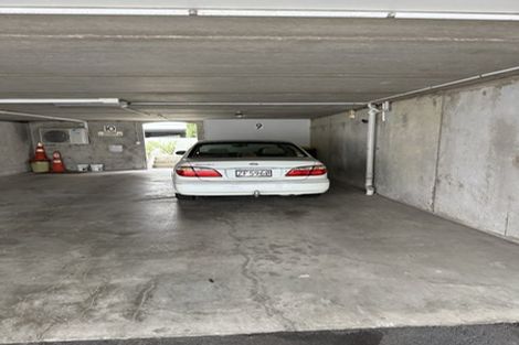 Photo of property in Regent Courts, 9/75 Gloucester Street, Christchurch Central, Christchurch, 8013