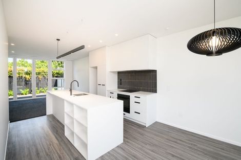 Photo of property in 6 Tuapapa Lane, Palmerston North, 4414