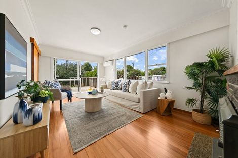 Photo of property in 137 Henderson Valley Road, Henderson, Auckland, 0612