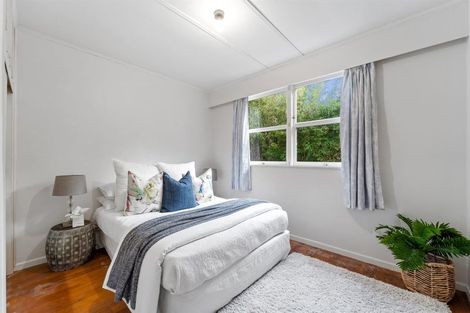 Photo of property in 1/80a Park Rise, Campbells Bay, Auckland, 0630