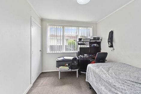 Photo of property in 16 Courtenay Crescent, Mangere East, Auckland, 2024