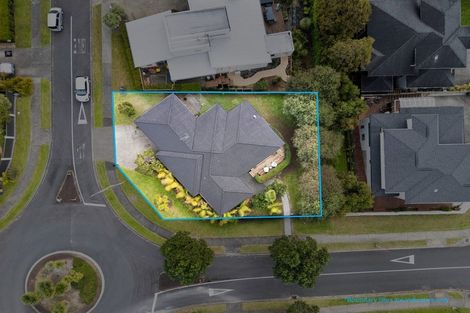 Photo of property in 17 Pitoitoi Avenue, Greenhithe, Auckland, 0632