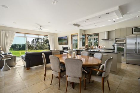 Photo of property in 329o Plummers Point Road, Whakamarama, 3172