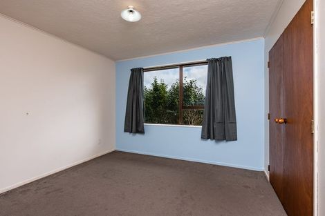 Photo of property in 27 Invercargill Drive, Kelson, Lower Hutt, 5010